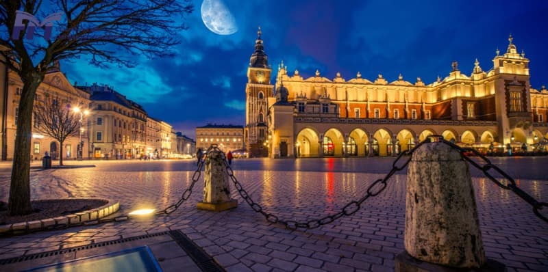 High school study in Poland at Cracow International School