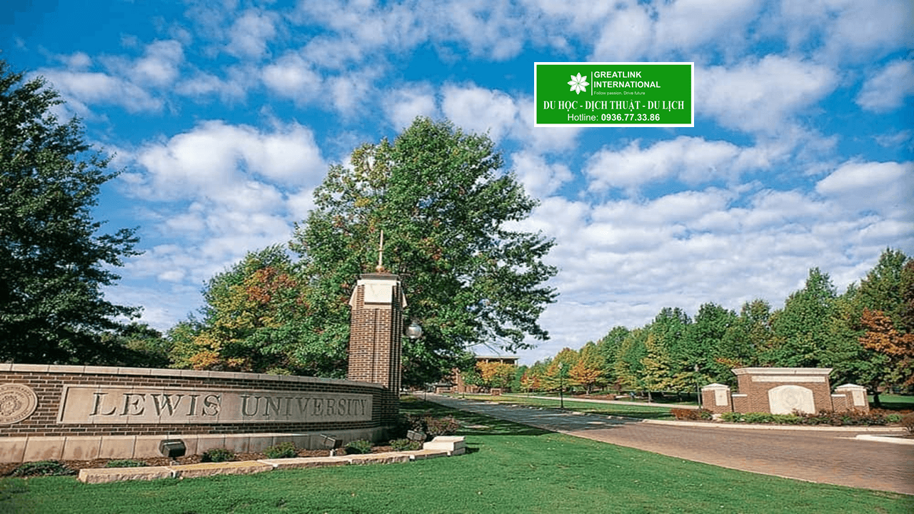 LEWIS UNIVERSITY – DU HỌC VỚI HỌC PHÍ THẤP & HỌC BỔNG CAO TẠI MỸ